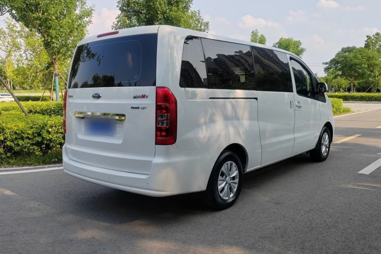 Used JAC Refine M3 2023 PLUS 1.5T 7/8-seater Smart Connectivity Version Exterior 2