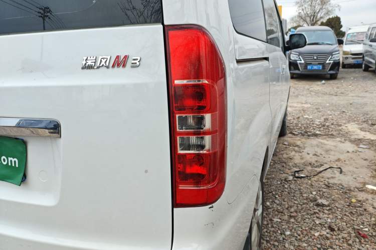 Used JAC Refine M3 2023 1.8L 7/8-Seater Smart Connectivity Version Exterior 6