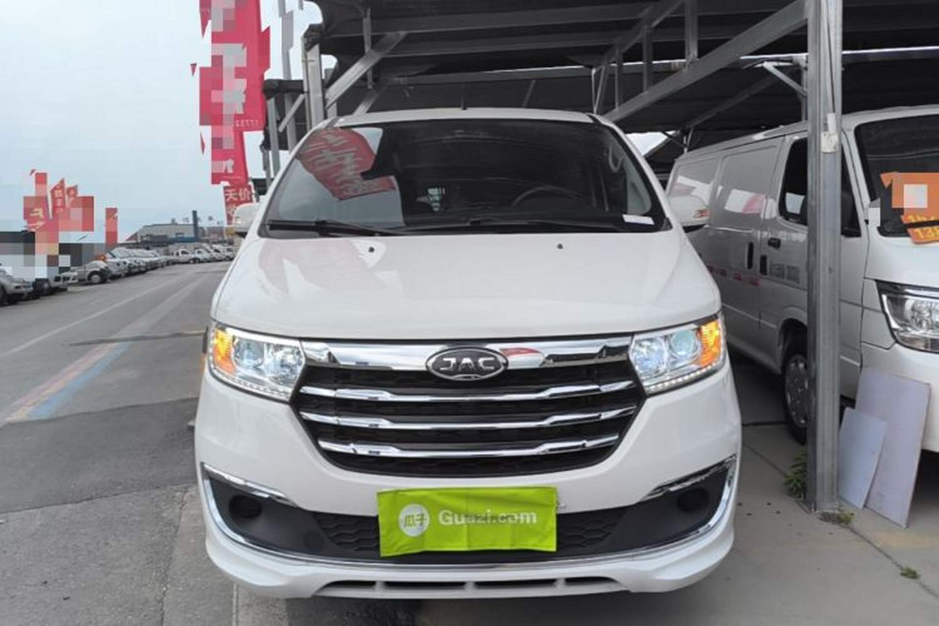 Used JAC Refine M3 2023 PLUS 1.5T 7/8-seat Comfort Edition Front