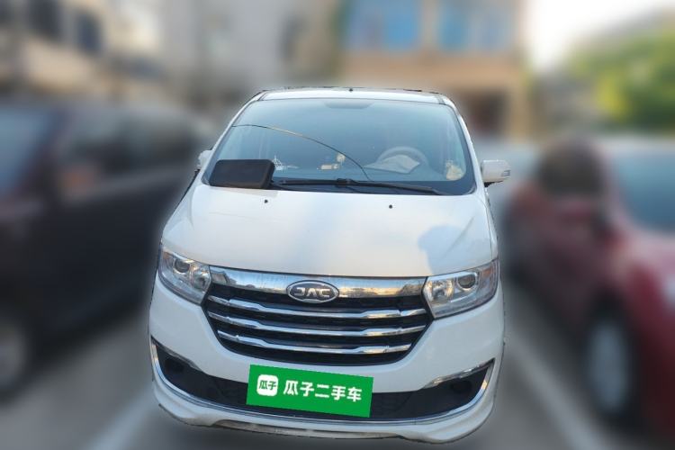 Used JAC Refine M3 2023 PLUS 1.8L 7/8-seater Smart Connectivity Version Front