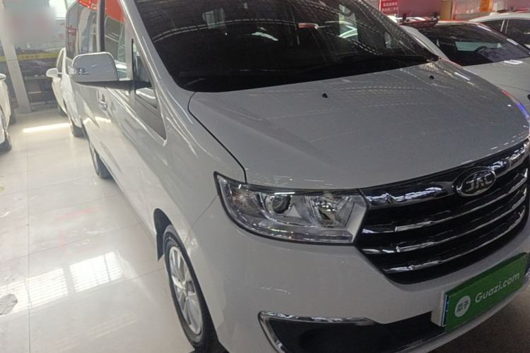 Used JAC Refine M3 2023 PLUS 1.5T 7/8-seater Smart Connectivity Version Front Right 45 Deg