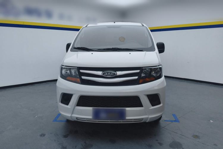 Used JAC Refine M3 2023 PLUS 1.5T 5/7-seat Classic Edition Front