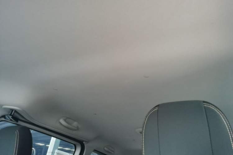 Used JAC Refine M3 2023 1.5T 7/8-Seater Smart Connectivity Version Headliner