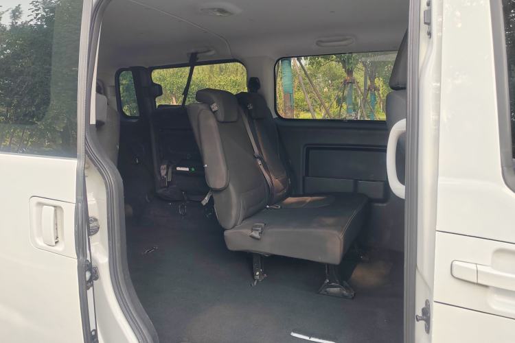 Used JAC Refine M3 2023 PLUS 1.5T 7/8-seater Smart Connectivity Version Interior 11