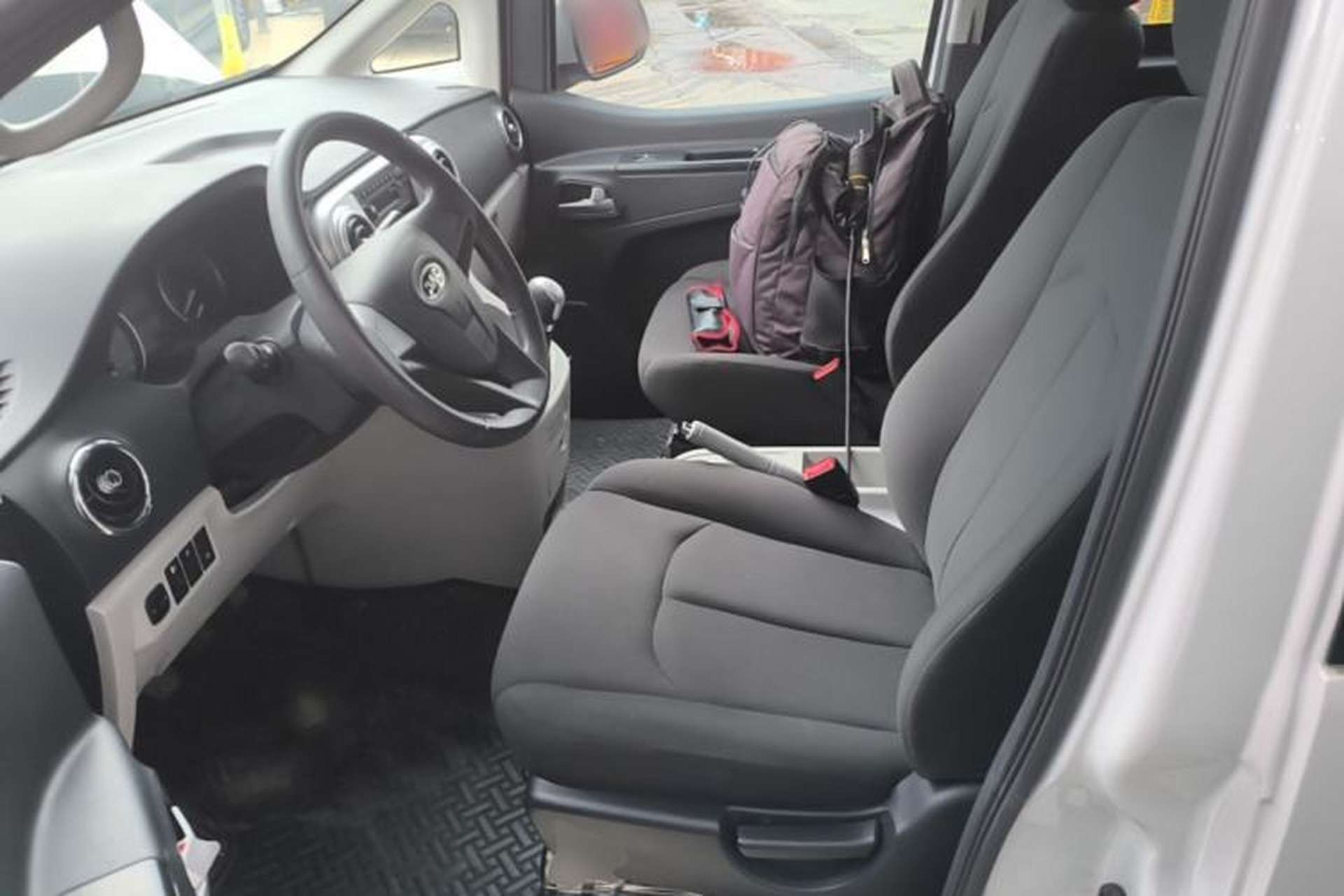 Used JAC Refine M3 2023 PLUS 1.5T 7/8-seat Comfort Edition Left Front Seat