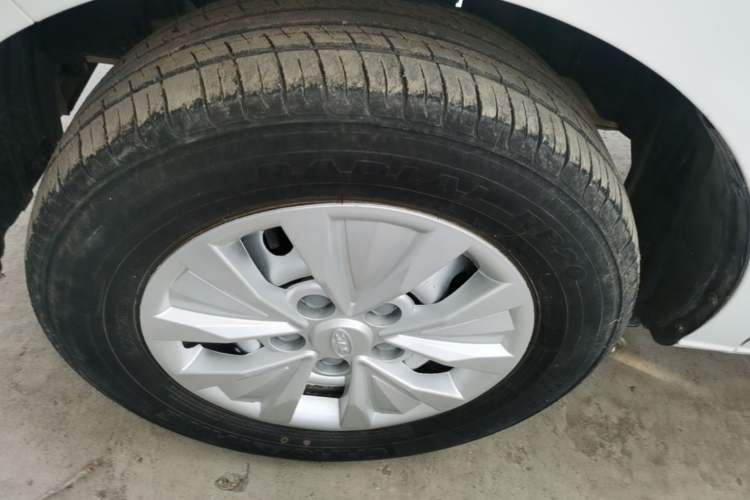 Used JAC Refine M3 2023 PLUS 1.5T 5/7-seat Classic Edition Left Front Wheel Hub