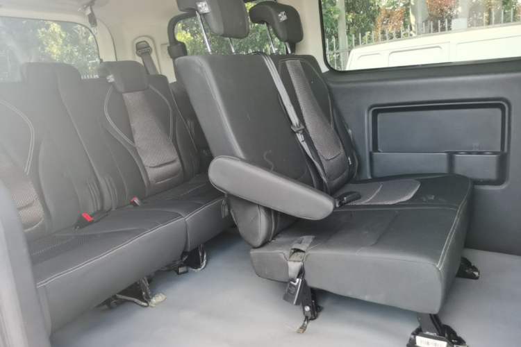 Used JAC Refine M3 2023 1.5T 7/8-Seater Smart Connectivity Version Left Rear Seat