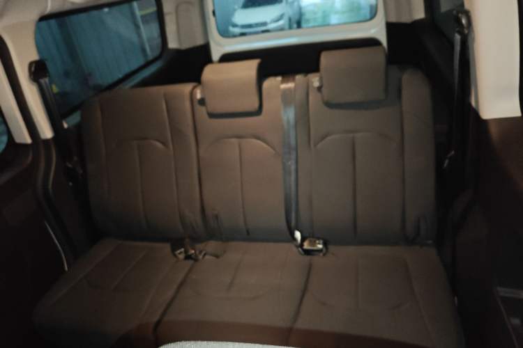 Used JAC Refine M3 2023 PLUS 1.5T 5/7-seat Classic Edition Left Rear Seat