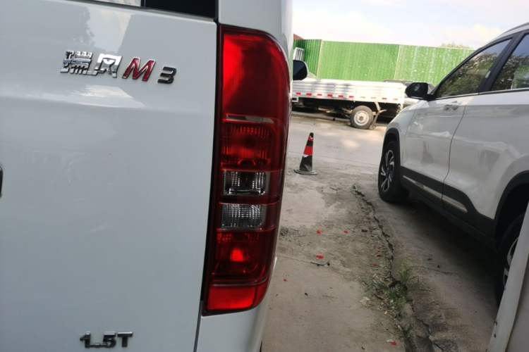Used JAC Refine M3 2023 1.5T 7/8-Seater Smart Connectivity Version Right Rear Taillight