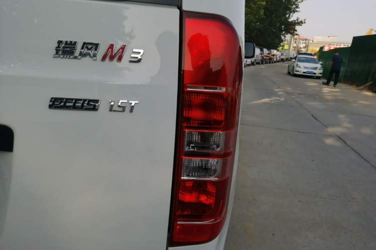 Used JAC Refine M3 2023 PLUS 1.5T 5/7-seat Classic Edition Right Rear Taillight