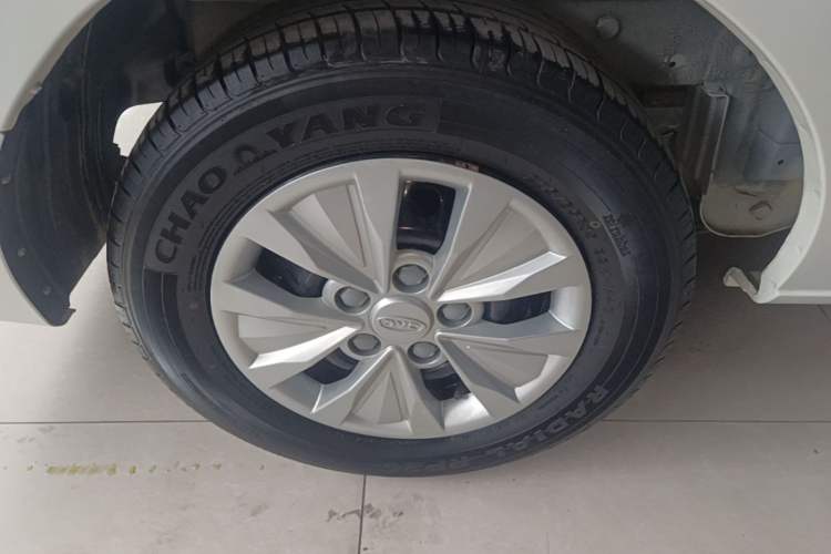 Used JAC Refine M3 2023 PLUS 1.5T 7/8-seater Smart Connectivity Version Right Rear Wheel Hub