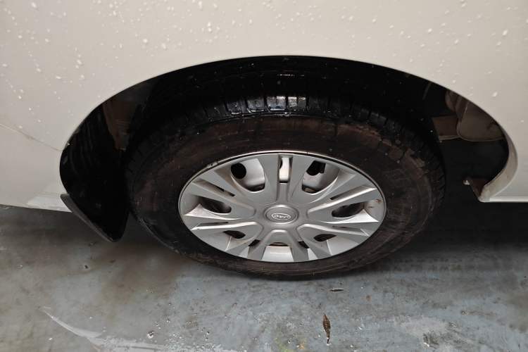 Used JAC Refine M3 2023 PLUS 1.5T 5/7-seat Classic Edition Right Rear Wheel Hub