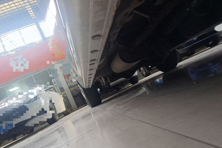 Used JAC Refine M3 2023 PLUS 1.5T 7/8-seater Smart Connectivity Version Right Side Sill