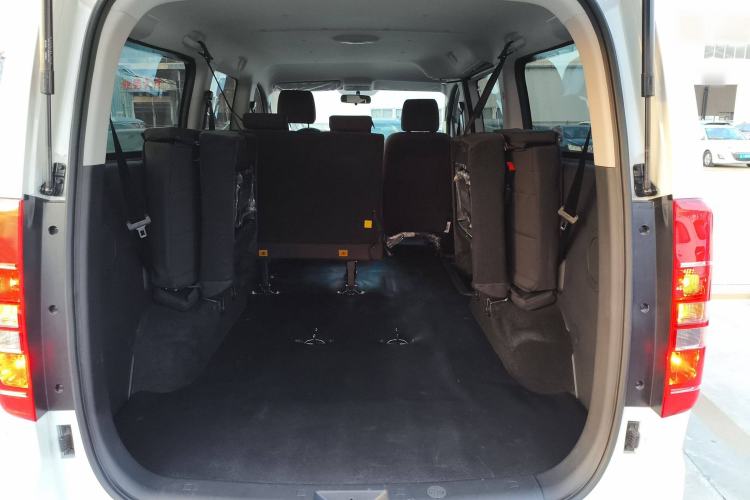 Used JAC Refine M3 2023 1.8L 7/8-Seater Comfort Edition Trunk