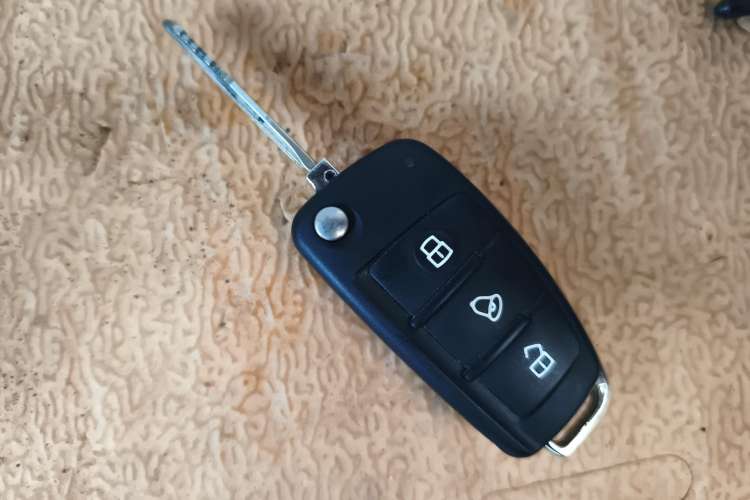 Used JAC Refine M3 2023 PLUS 1.5T 5/7-seat Classic Edition Vehicle Key
