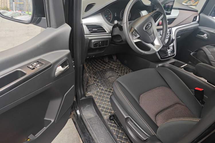 Used JAC Refine M3 2024 PLUS 2.0L HEV Comfort Edition Driver Seat