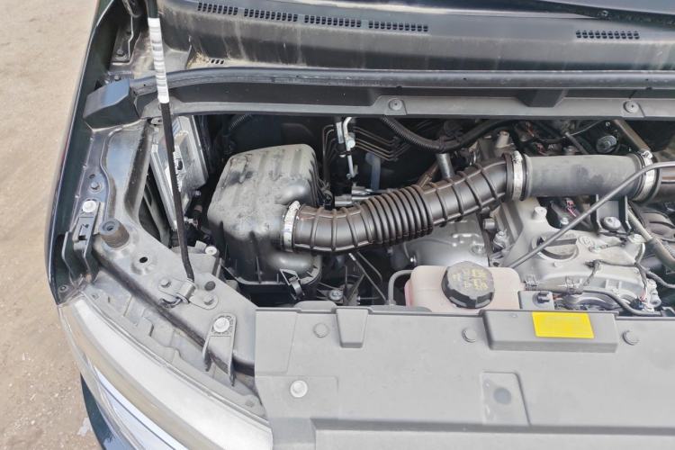 Used JAC Refine M3 2024 PLUS 2.0L HEV Elite Edition Engine Bay Right