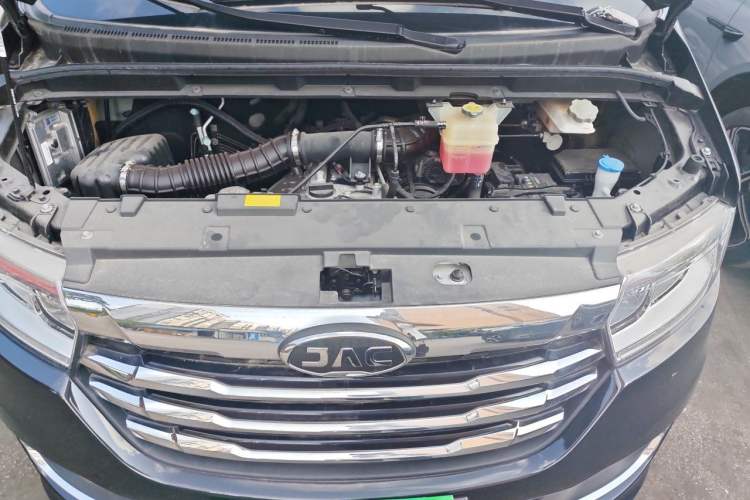 Used JAC Refine M3 2024 PLUS 2.0L HEV Elite Edition Engine Bay