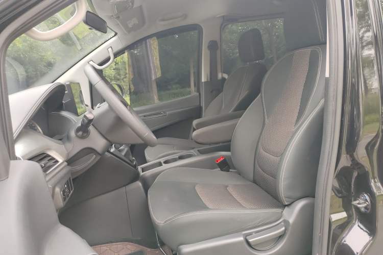 Used JAC Refine M3 2024 PLUS 2.0L HEV Comfort Edition Left Front Seat