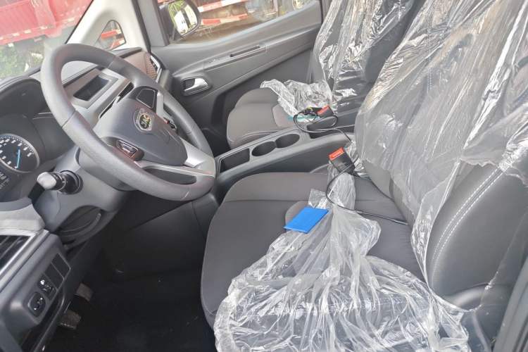 Used JAC Refine M3 2024 PLUS 2.0L HEV Elite Edition Left Front Seat