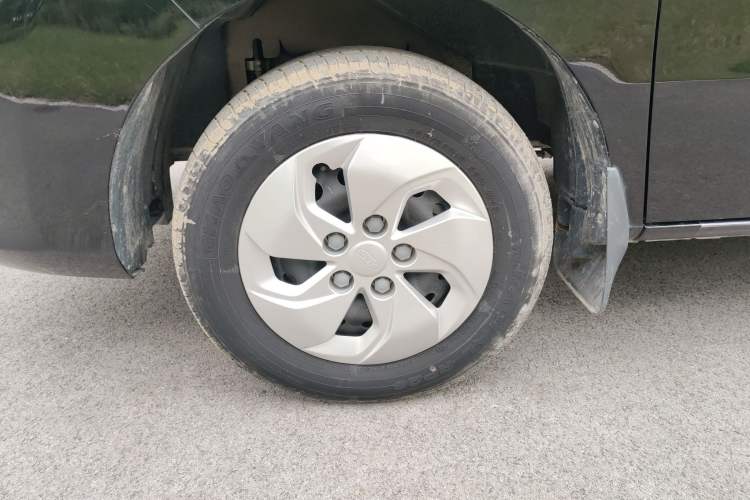 Used JAC Refine M3 2024 PLUS 2.0L HEV Comfort Edition Left Front Wheel Hub
