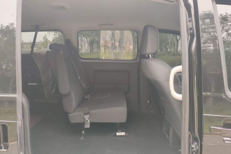 Used JAC Refine M3 2024 PLUS 2.0L HEV Comfort Edition Left Rear Seat