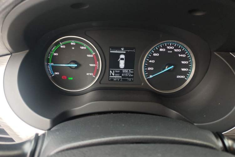 Used JAC Refine M3 2024 PLUS 2.0L HEV Comfort Edition Odometer Close Up
