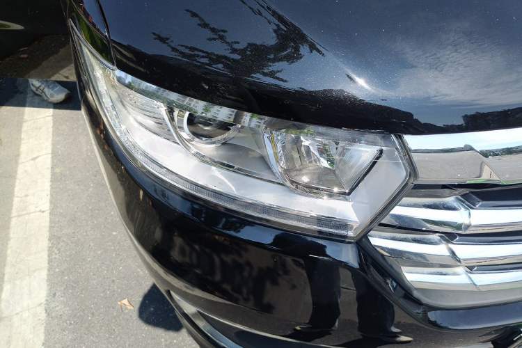 Used JAC Refine M3 2024 PLUS 2.0L HEV Smart Connect Edition Right Front Headlight