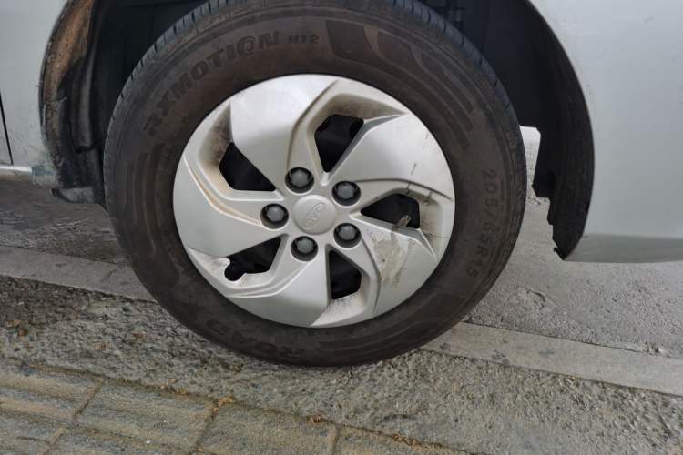 Used JAC Refine M3 2024 PLUS 2.0L HEV Comfort Edition Right Front Wheel Hub
