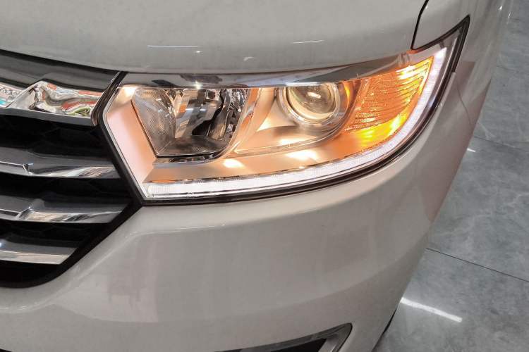 Used JAC Refine M3 2024 PLUS 2.0L HEV Smart Connect Edition Left Front Headlight