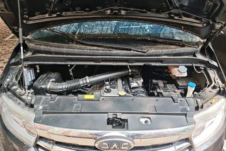 Used JAC Refine M3 2025 1.8L Manual Classic Edition 5 Seats Engine Bay