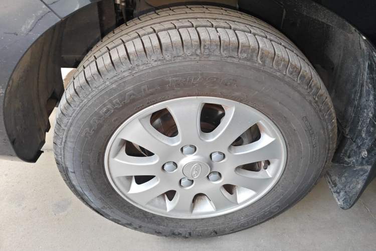 Used JAC Refine M3 2025 PLUS 1.8L Manual Smart Connect Version 7/8 Seats Exterior 4