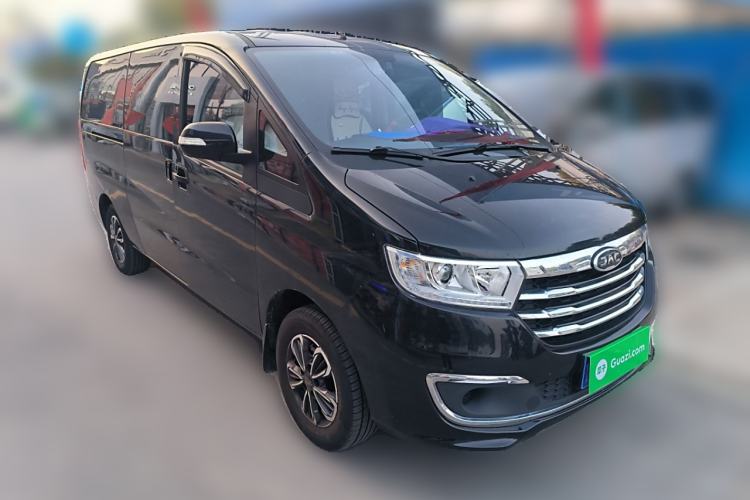 Used JAC Refine M3 2025 PLUS 1.8L Manual Classic Edition 7 Seats Front Right 45 Deg