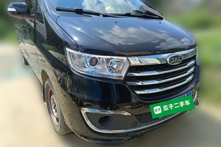 Used JAC Refine M3 2025 PLUS 1.8L Manual Classic Edition 7 Seats Front Right 45 Deg