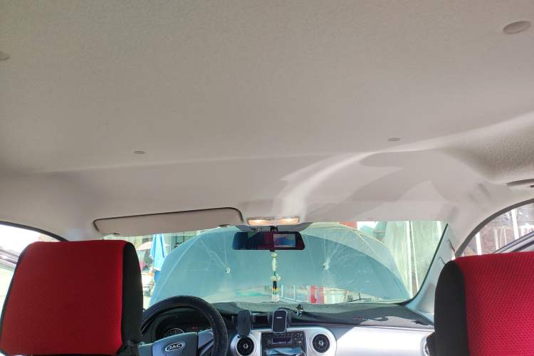 Used JAC Refine M3 2025 PLUS 1.8L Manual Classic Edition 7 Seats Headliner