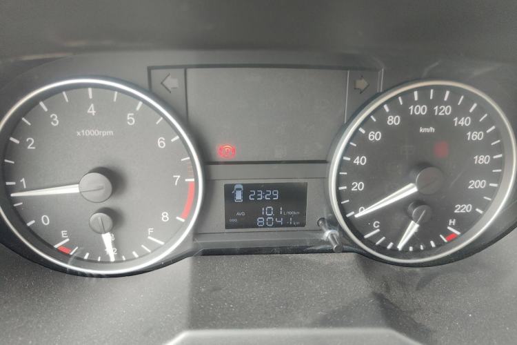 Used JAC Refine M3 2025 PLUS 1.8L Manual Classic Edition 7 Seats Instrument Cluster