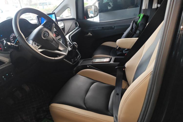 Used JAC Refine M3 2025 PLUS 1.8L Manual Smart Connect Version 7/8 Seats Left Front Seat