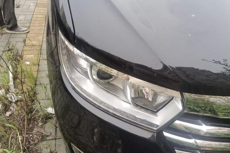 Used JAC Refine M3 2025 PLUS 1.8L Manual Classic Edition 5 Seats Right Front Headlight