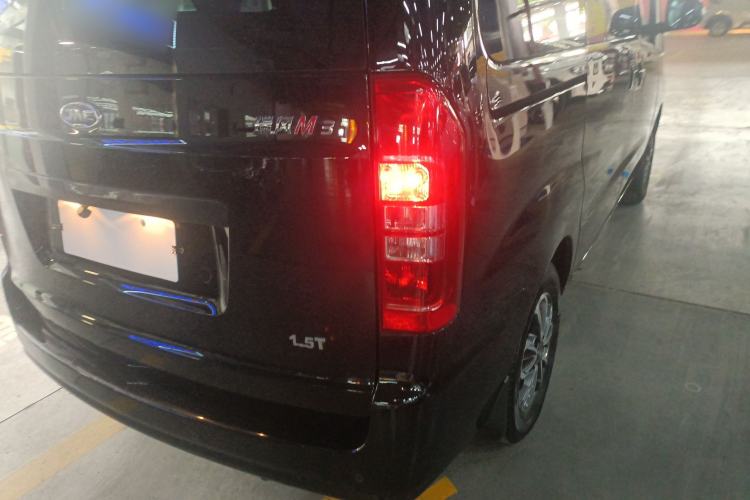 Used JAC Refine M3 2025 1.5T Manual Comfort Edition 7/8 Seats Right Rear Taillight