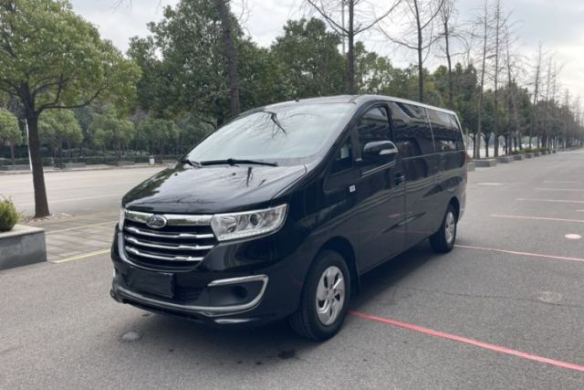 Used JAC Refine M3 2025 PLUS 1.8L Manual Comfort Edition 9 Seats