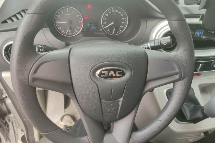 Used JAC Refine M3 2025 PLUS 1.8L Manual Classic Edition 5 Seats Audio And AC Panel