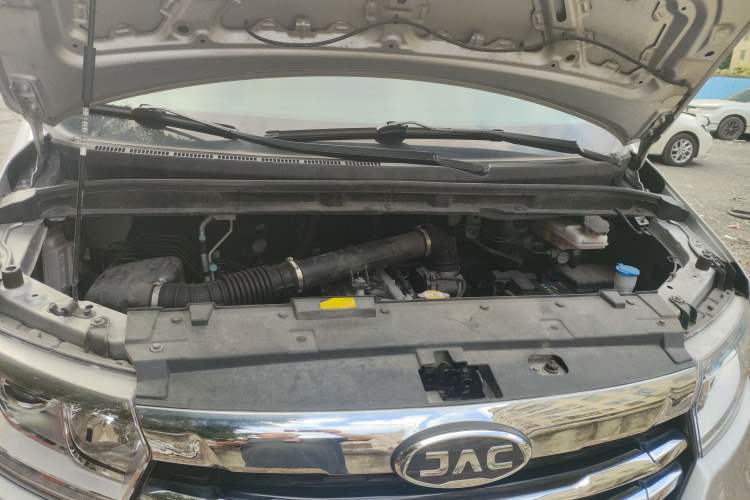 Used JAC Refine M3 2025 PLUS 1.8L Manual Classic Edition 5 Seats Engine Bay