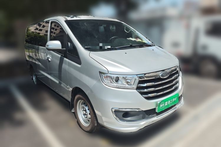 Used JAC Refine M3 2025 PLUS 1.5T Manual Classic Edition 7 Seats Front Right 45 Deg