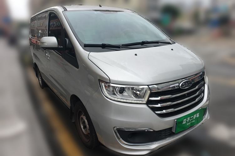 Used JAC Refine M3 2025 1.8L Manual Shuttle Van 2 Seats Front Right 45 Deg