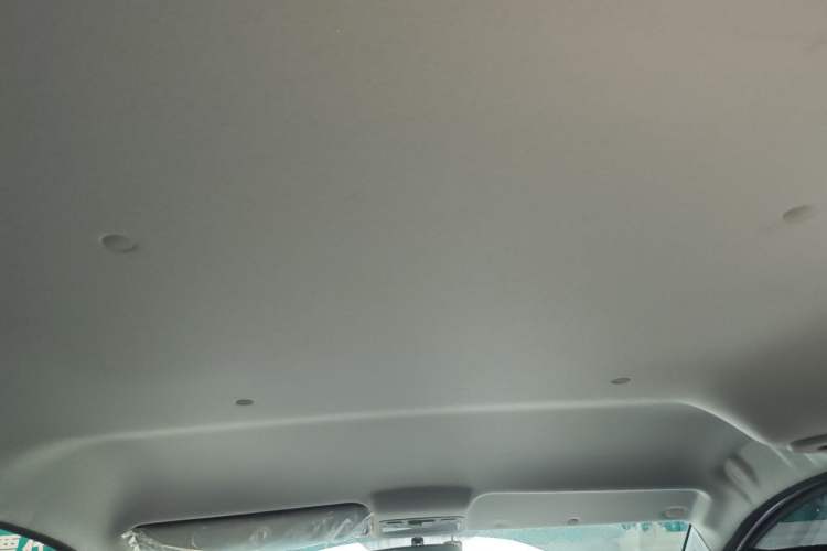 Used JAC Refine M3 2025 PLUS 1.5T Manual Classic Edition 7 Seats Headliner