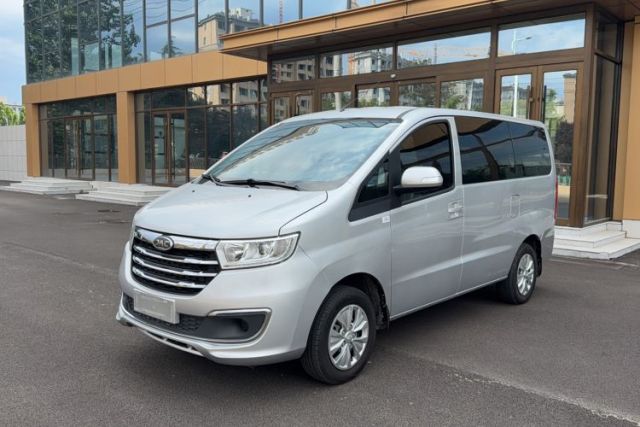 Used JAC Refine M3 2025 1.8L Manual Comfort Version 7/8 Seats