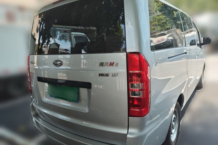 Used JAC Refine M3 2025 PLUS 1.5T Manual Classic Edition 7 Seats Rear