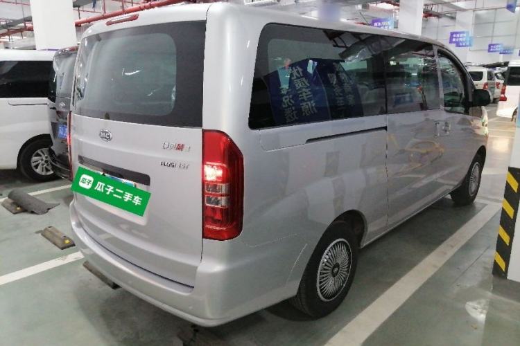Used JAC Refine M3 2025 PLUS 1.5T Manual Classic Edition 7 Seats Rear Right 45 Deg