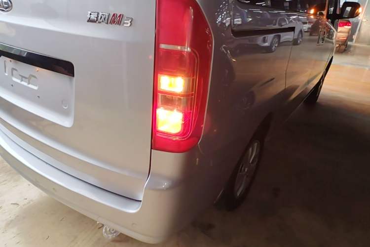 Used JAC Refine M3 2025 1.8L Manual Comfort Version 7/8 Seats Right Rear Taillight