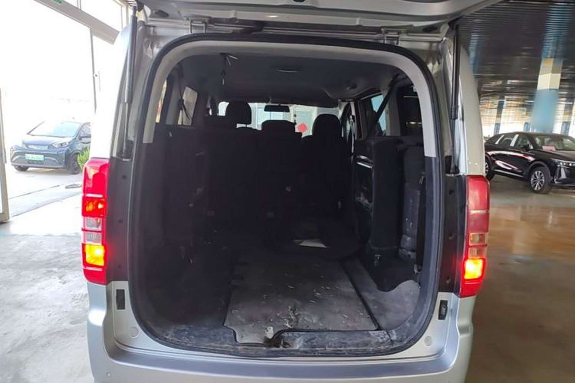 Used JAC Refine M3 2025 1.8L Manual Comfort Version 7/8 Seats Trunk